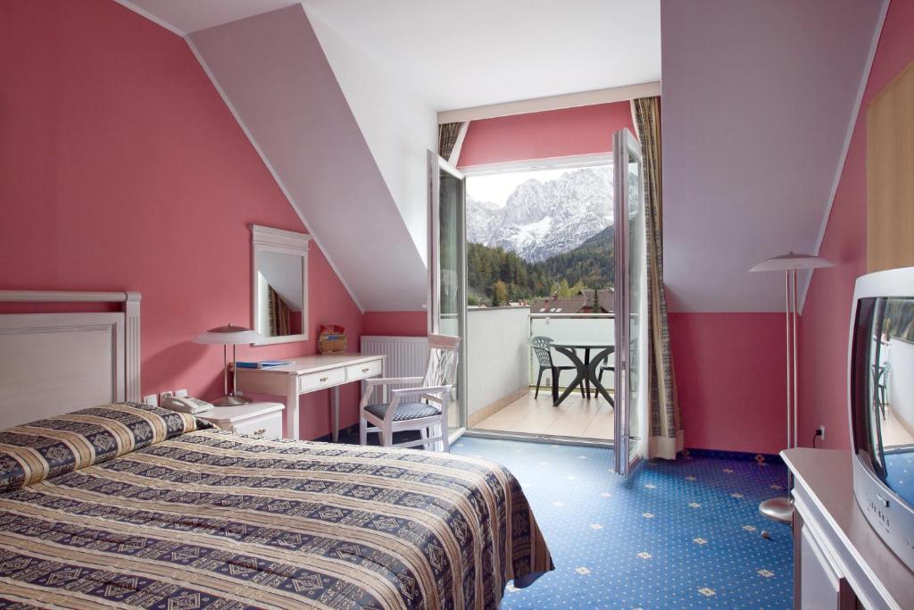 Ramada Hotel & Suites Kranjska Gora Chambre photo